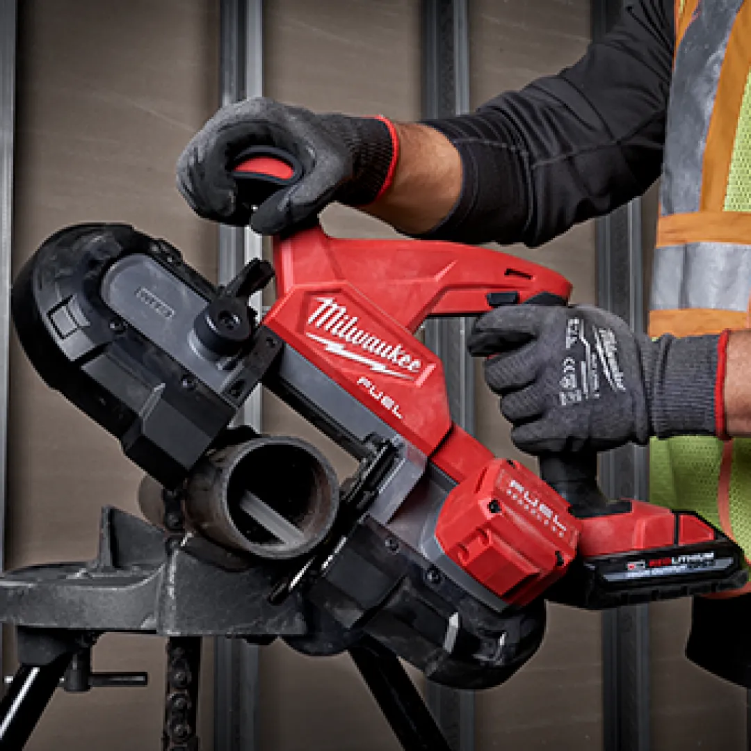MILWAUKEE MILWAUKEE M18 FUEL Compact Band Saw (Tool Only) MILWAUKEE MILWAUKEE M18 FUEL Compact Band Saw (Tool Only)