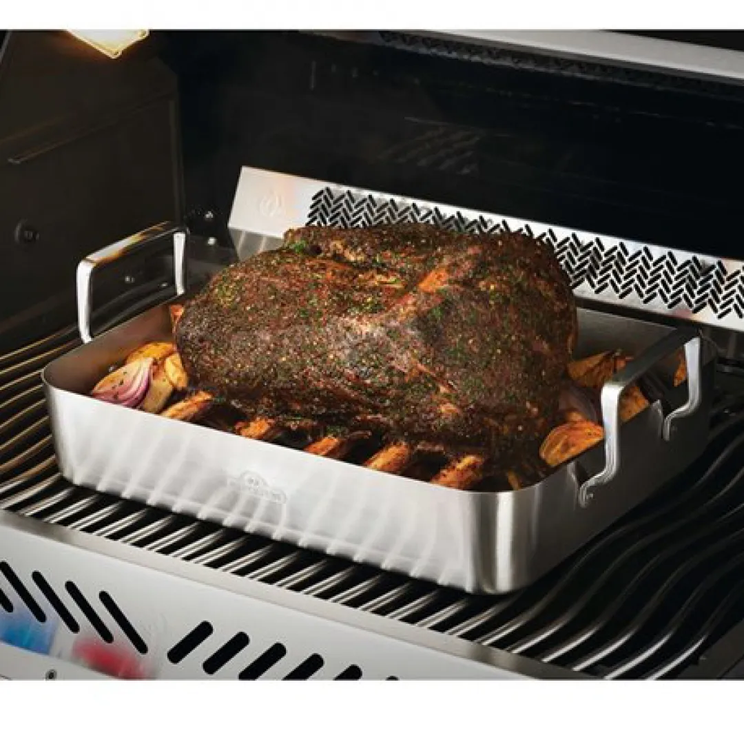 NAPOLEON NAPOLEON Premium Stainless Steel Roasting Pan With Bamboo Cutting Board NAPOLEON NAPOLEON Premium Stainless Steel Roasting Pan With Bamboo Cutting Board